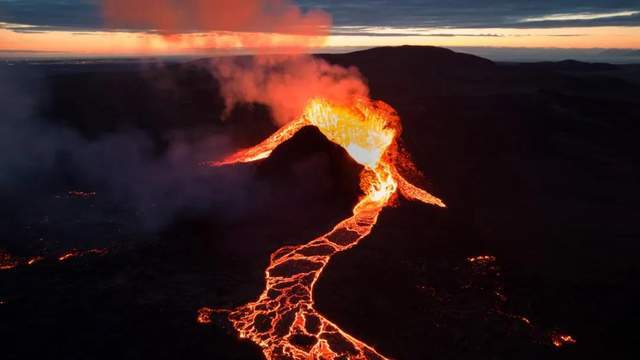 反思：湯加海底火山噴發(fā)，通信被毀全境失聯(lián)